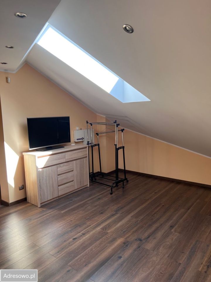 bliźniak, 5 pokoi Michałowice, ul. Juliusza Słowackiego. Zdjęcie 9