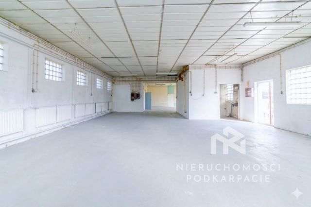 Hala/magazyn Rzeszów, ul. Budziwojska. Zdjęcie 3