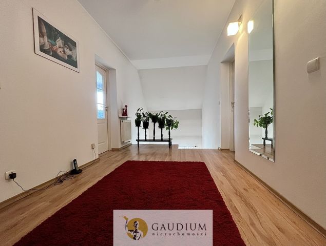 dom wolnostojący, 7 pokoi Bytonia, os. Zielone. Zdjęcie 18