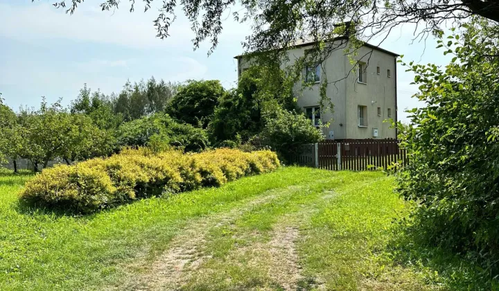 dom wolnostojący Trześń, ul. Dębowa