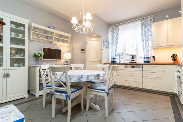 dom wolnostojący, 9 pokoi Komorów, ul. Lipowa. Zdjęcie 10