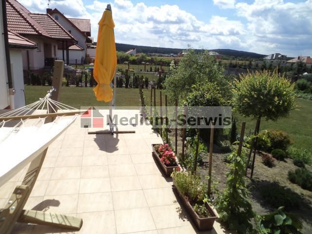 bliźniak, 4 pokoje Górno. Zdjęcie 2