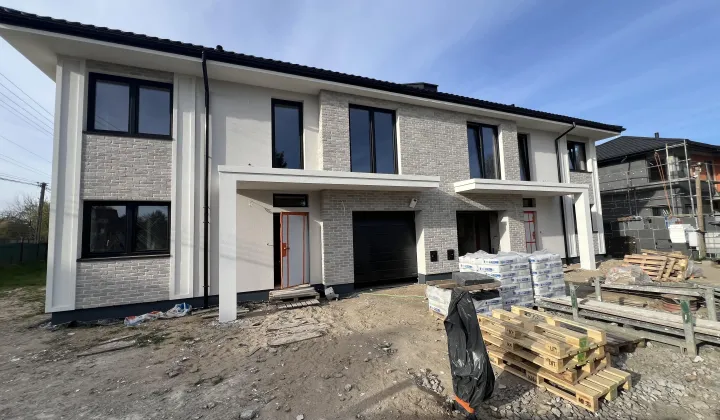 bliźniak, 5 pokoi Janki, ul. Poniatowskiego