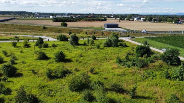 Działka inwestycyjna Iwiny, ul. Franza Petera Schuberta. Zdjęcie 2