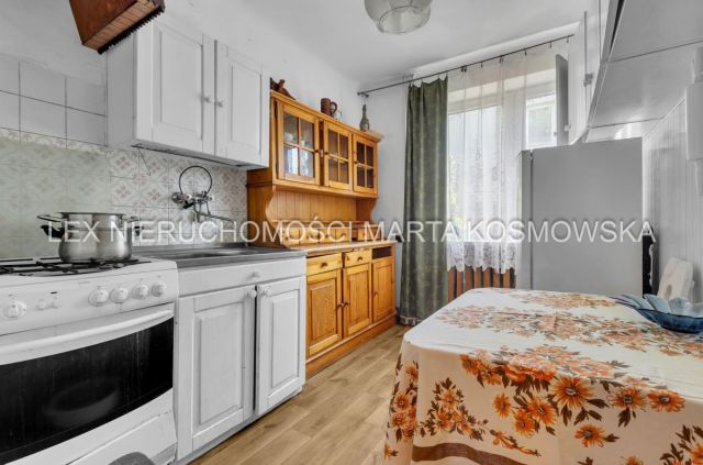 dom wolnostojący, 5 pokoi Skierniewice, ul. Liliowa. Zdjęcie 11