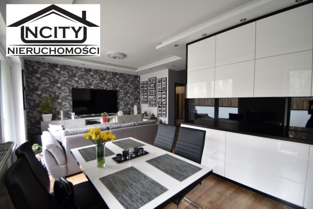 Mieszkanie 4-pokojowe Pruszcz Gdański, ul. Jarosława Dąbrowskiego. Zdjęcie 1