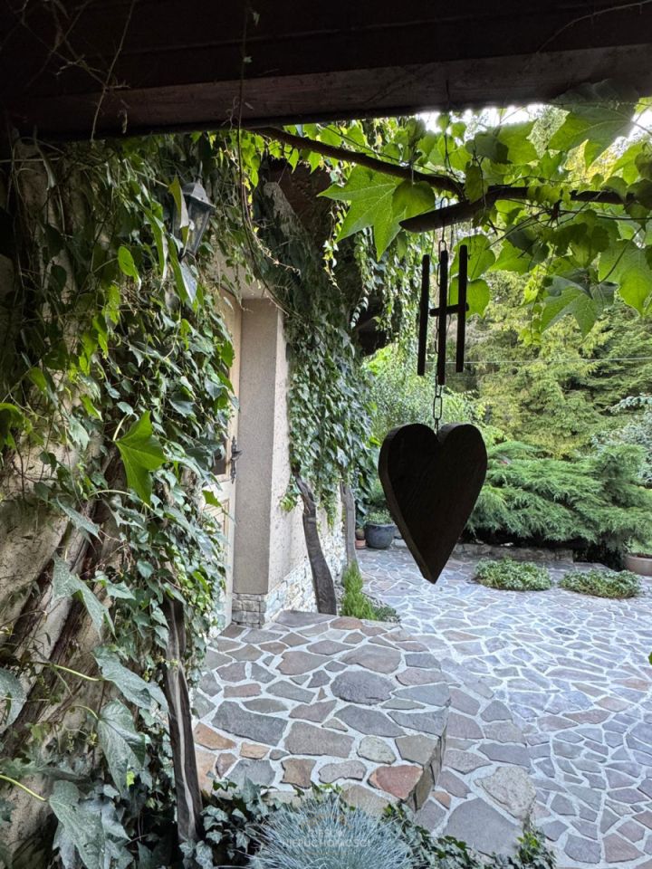 dom wolnostojący, 4 pokoje Ujazd, ul. Kluczwody. Zdjęcie 2