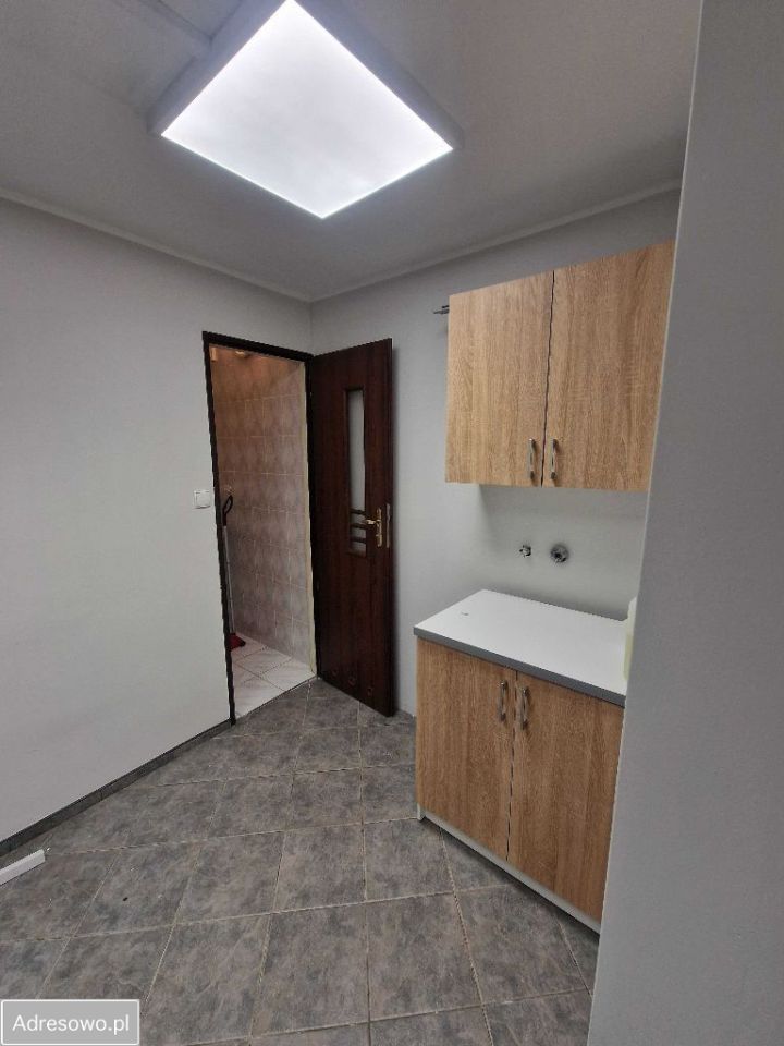 Hala/magazyn Jelenia Góra Centrum, ul. Władysława Orkana. Zdjęcie 4