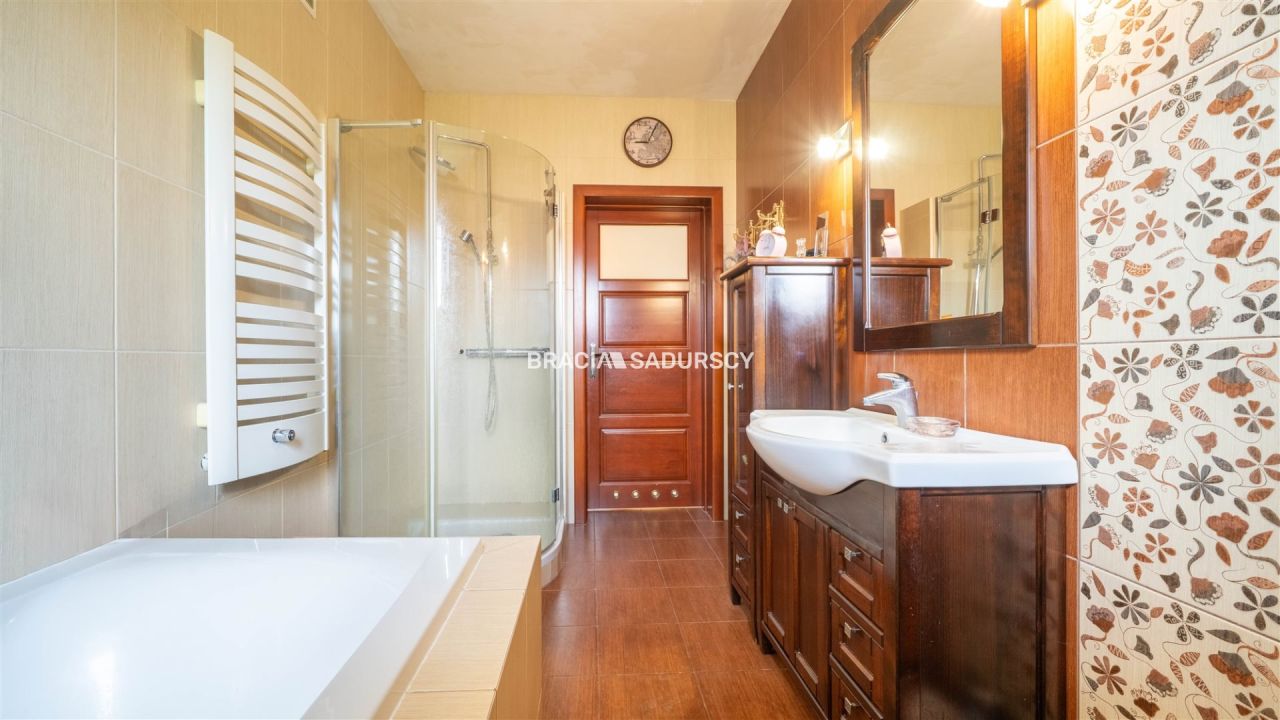 dom wolnostojący, 3 pokoje Łapanów. Zdjęcie 16