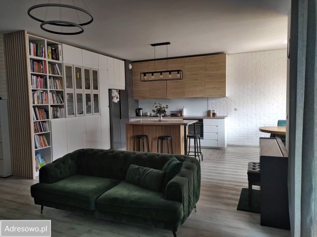 Mieszkanie 4-pokojowe Warszawa Wola, ul. Karolkowa. Zdjęcie 1