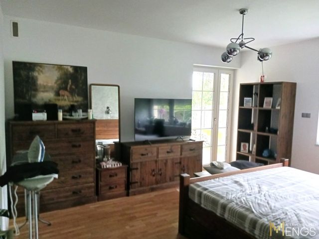 dom wolnostojący, 6 pokoi Ojrzanów, ul. Blanki i Igora. Zdjęcie 8