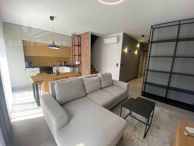 dom szeregowy, 4 pokoje Kiełczówek, ul. Parkowa. Zdjęcie 3