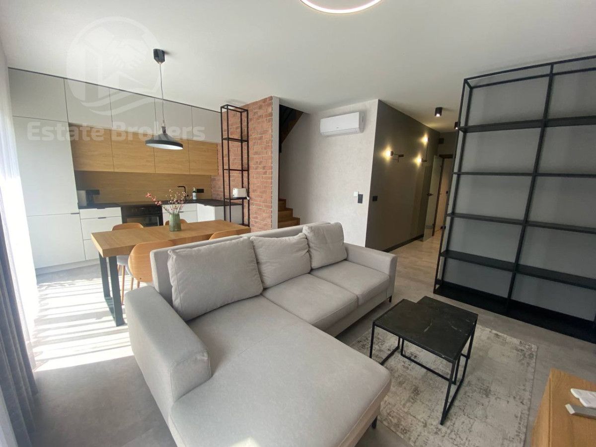 dom szeregowy, 4 pokoje Kiełczówek, ul. Parkowa. Zdjęcie 3