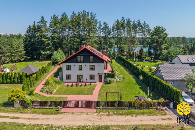 dom wolnostojący, 8 pokoi Czerwonki. Zdjęcie 1