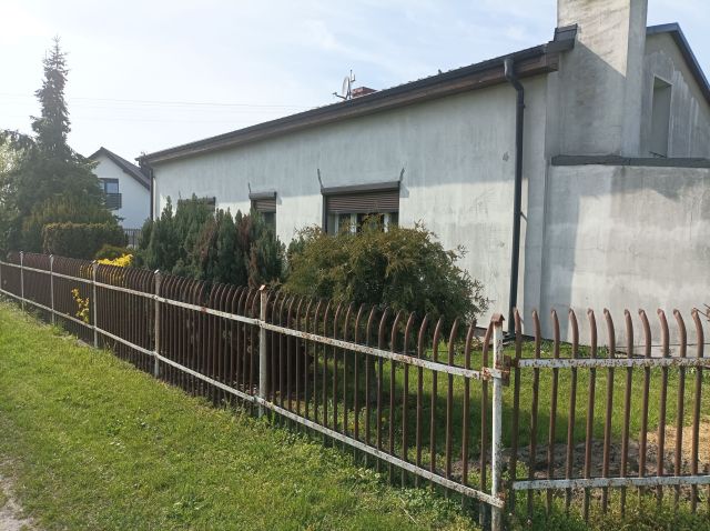 dom wolnostojący, 2 pokoje Dobieżyn, ul. Ogrodowa. Zdjęcie 1