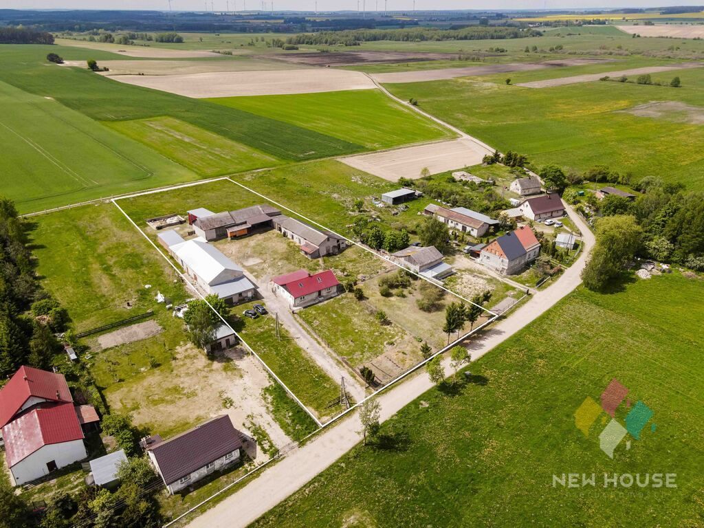 dom wolnostojący, 4 pokoje Bartki. Zdjęcie 1