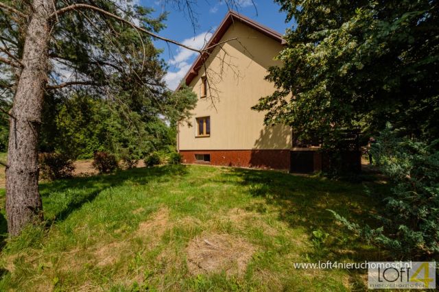dom wolnostojący, 6 pokoi Tarnowiec, ul. Widokowa. Zdjęcie 2