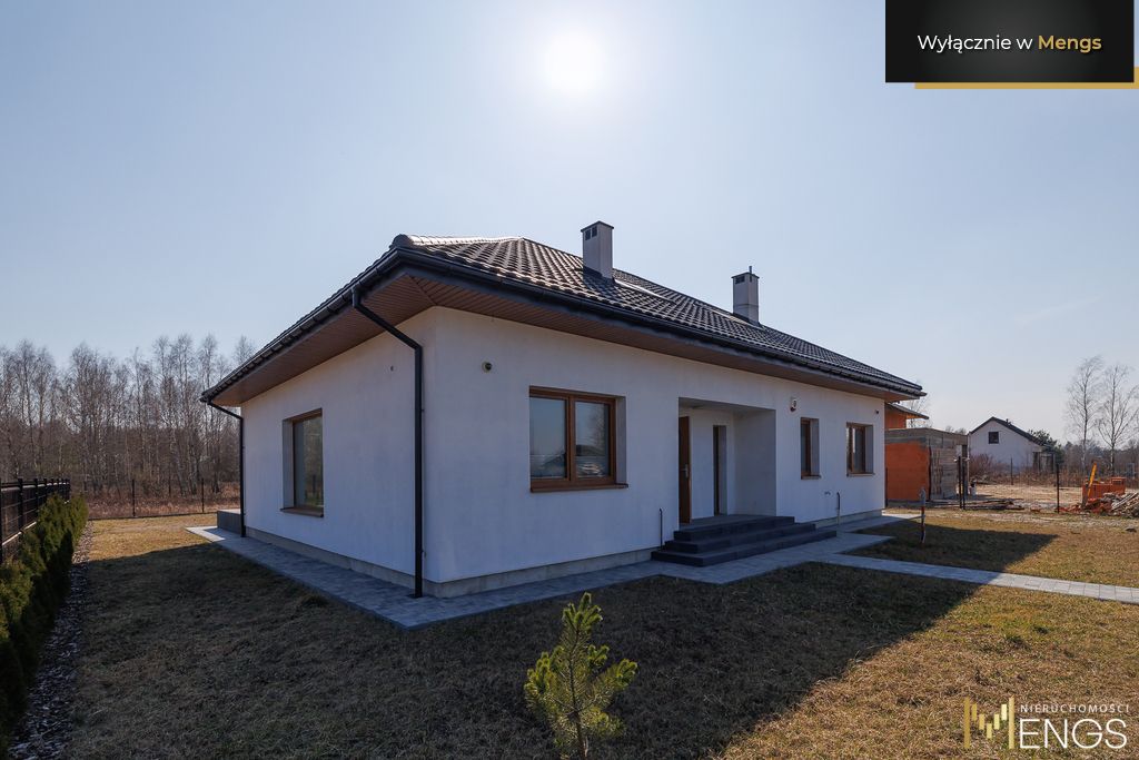 dom wolnostojący, 5 pokoi Stare Lipiny, ul. Radosna