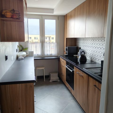 Mieszkanie 3-pokojowe Pabianice Bugaj, ul. Podleśna. Zdjęcie 1