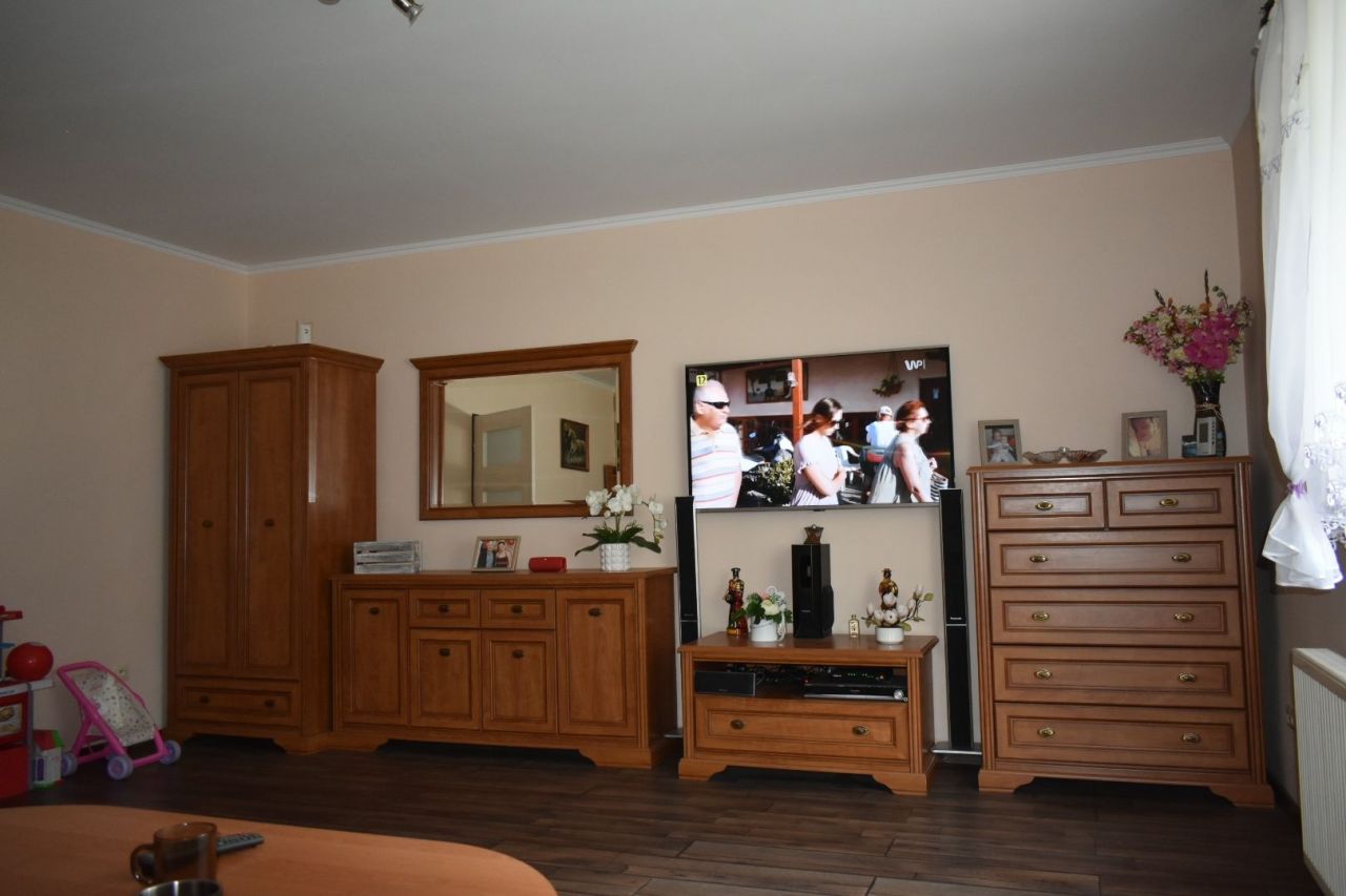 Mieszkanie 4-pokojowe Drzązgowo. Zdjęcie 1