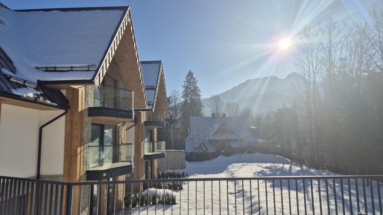 Mieszkanie 3-pokojowe Kościelisko, ul. Sobiczkowa. Zdjęcie 1