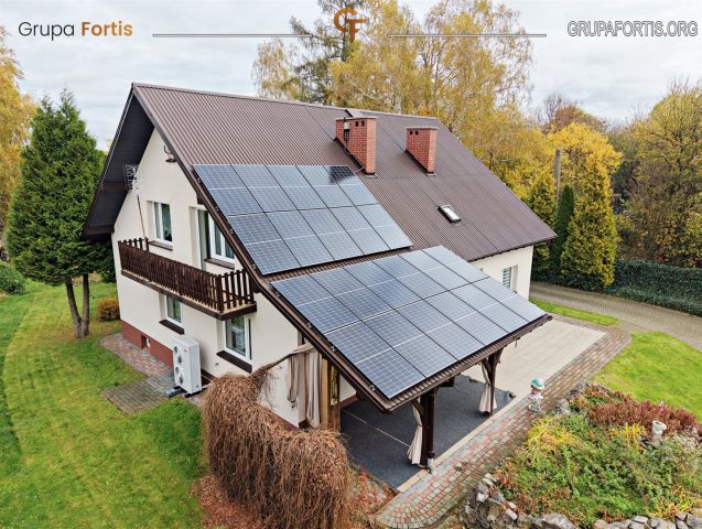 dom wolnostojący, 7 pokoi Pamięcice. Zdjęcie 1