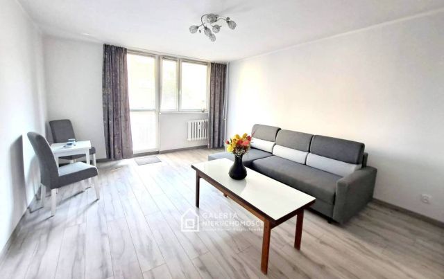 Mieszkanie 2-pokojowe Gniezno, ul. Budowlanych. Zdjęcie 1