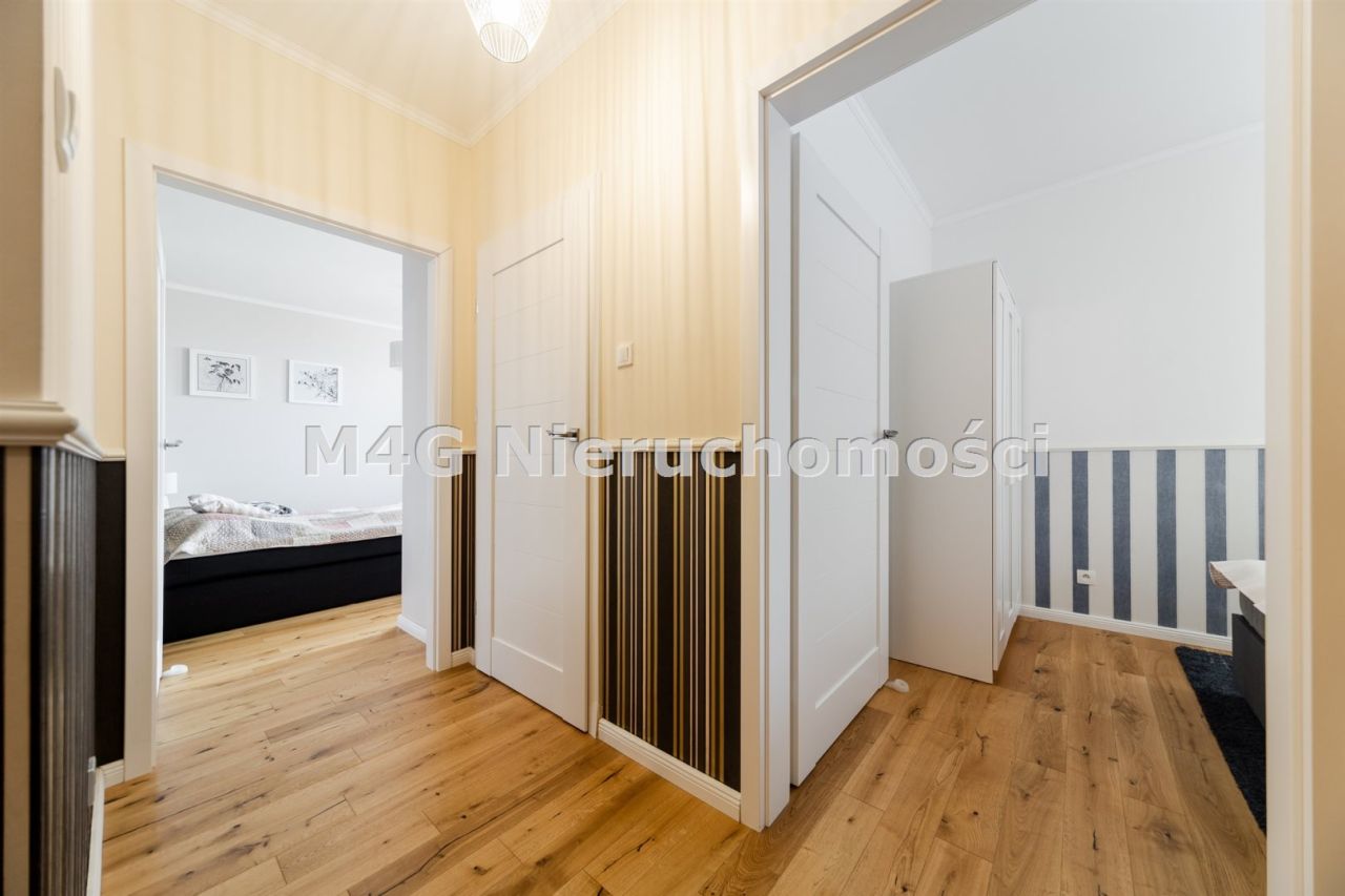 Mieszkanie 3-pokojowe Gdynia Śródmieście. Zdjęcie 23