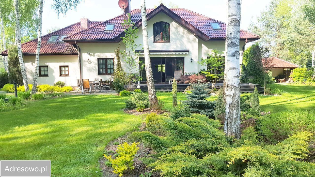 dom wolnostojący, 7 pokoi Chotomów. Zdjęcie 1