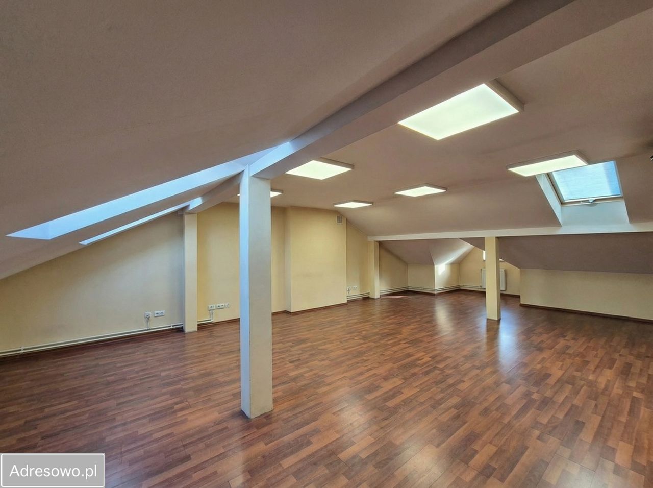 dom szeregowy, 6 pokoi Płock Podolszyce, ul. Andrzeja Drętkiewicza. Zdjęcie 14