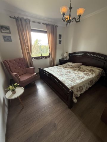 dom wolnostojący, 4 pokoje Skalin. Zdjęcie 6