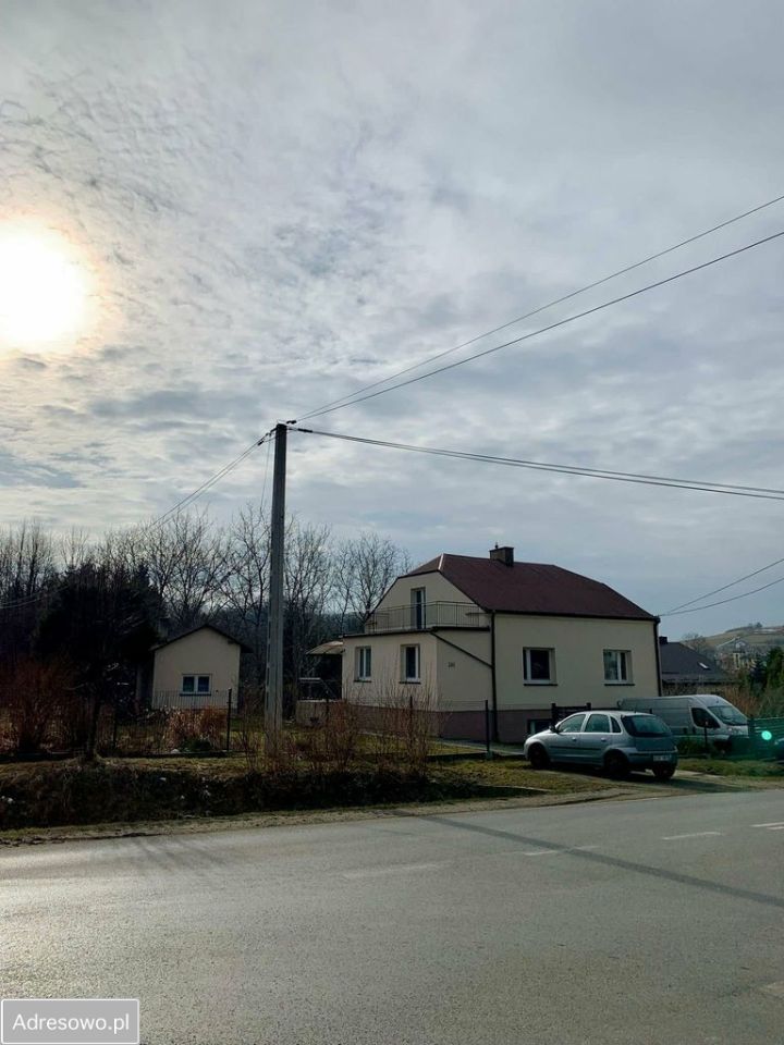 dom wolnostojący, 4 pokoje Sękowa. Zdjęcie 2