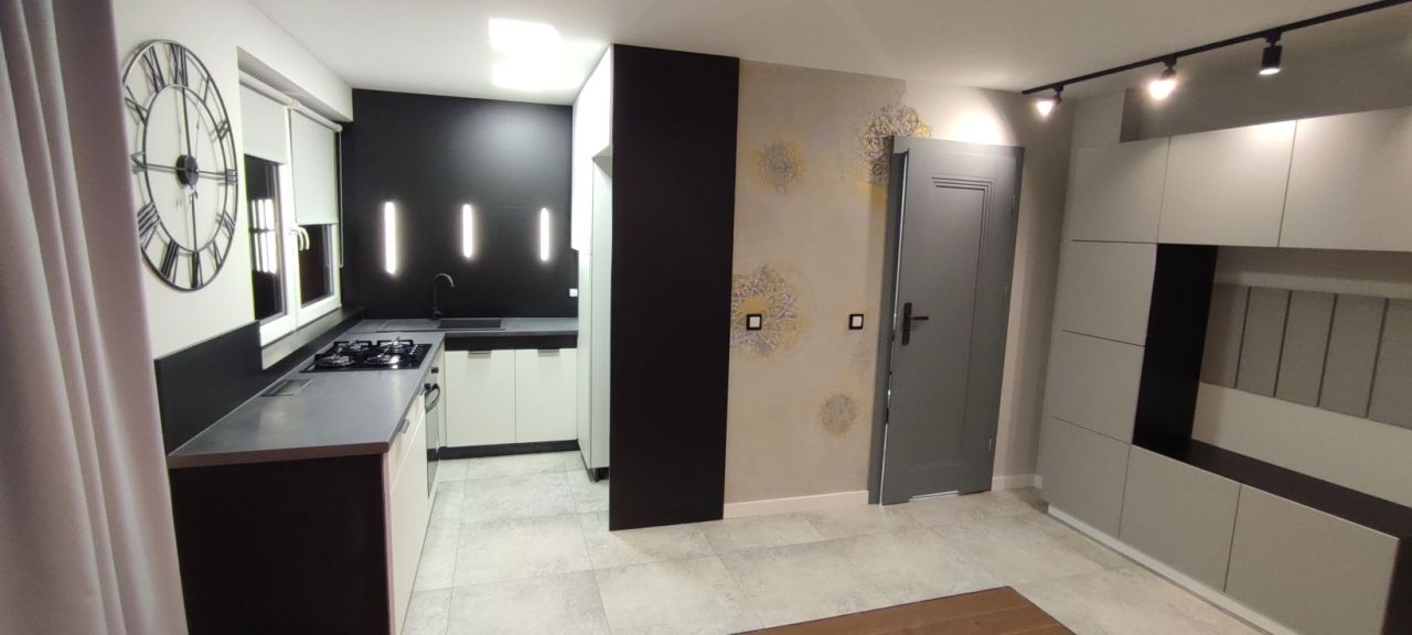 Mieszkanie 3-pokojowe Debrzno. Zdjęcie 2