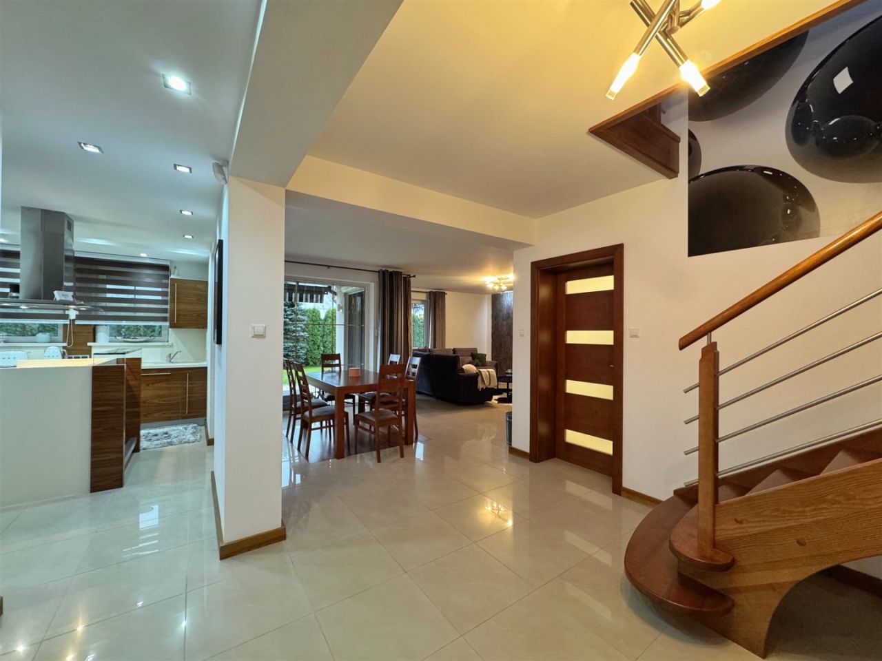 dom wolnostojący, 4 pokoje Muszyna. Zdjęcie 17