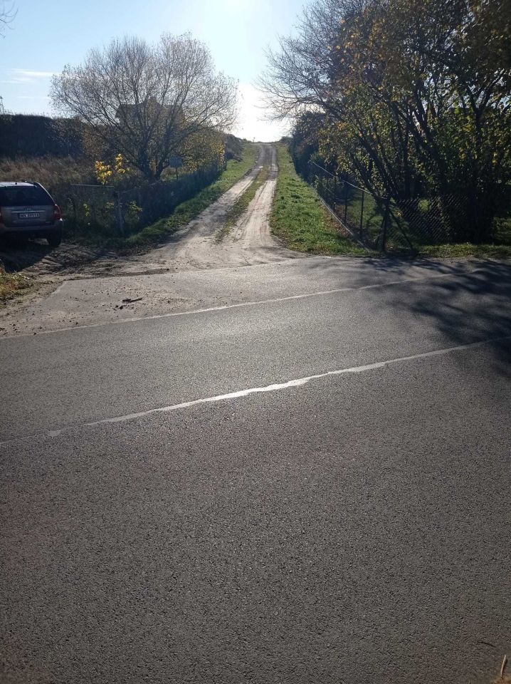 Działka rolno-budowlana Moczadła. Zdjęcie 2