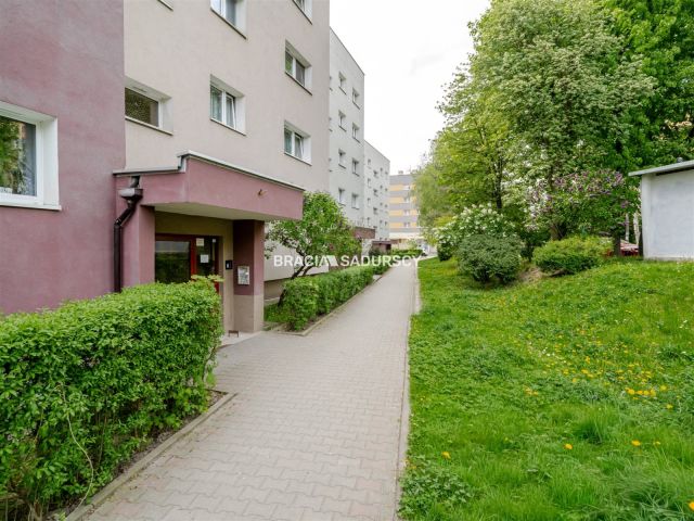 Mieszkanie 3-pokojowe Kraków Mistrzejowice, os. Oświecenia. Zdjęcie 32