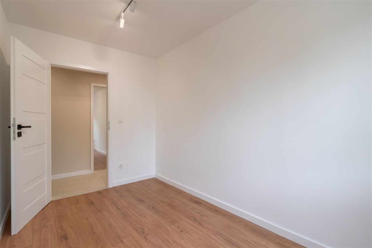 Mieszkanie 3-pokojowe Katowice Bogucice, ul. ks. Franciszka Ścigały. Zdjęcie 13