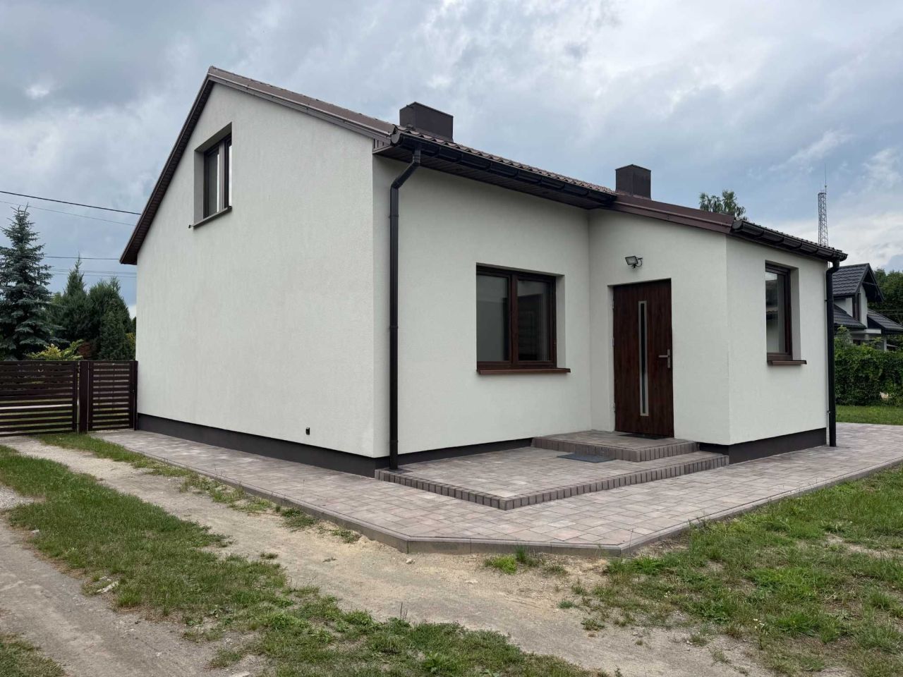 dom wolnostojący Zelów, ul. Leśna. Zdjęcie 3