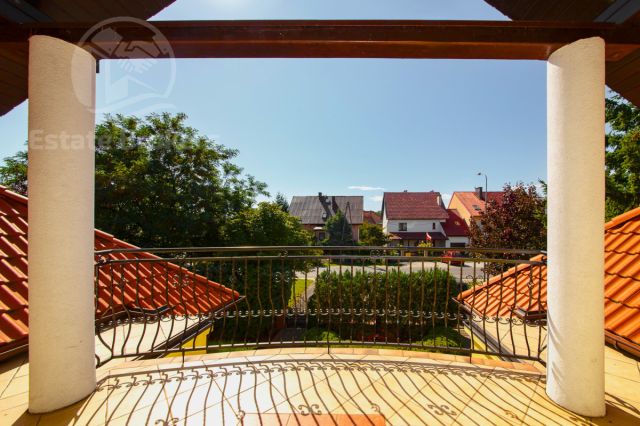 dom wolnostojący, 10 pokoi Żórawina, ul. Sportowa. Zdjęcie 13