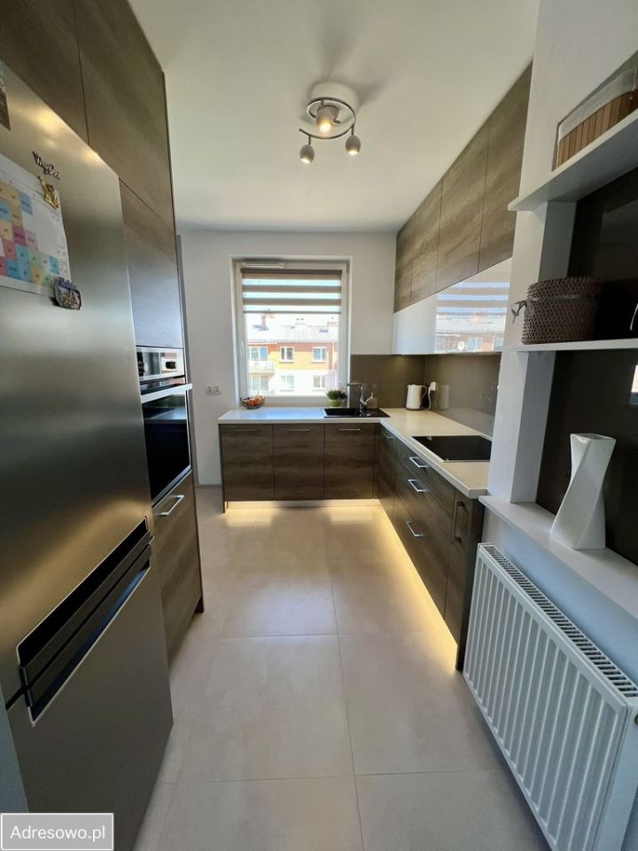 Mieszkanie 3-pokojowe Jaroty, ul. Bartąska. Zdjęcie 11