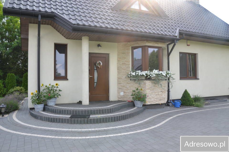 dom wolnostojący, 4 pokoje Darowne. Zdjęcie 1