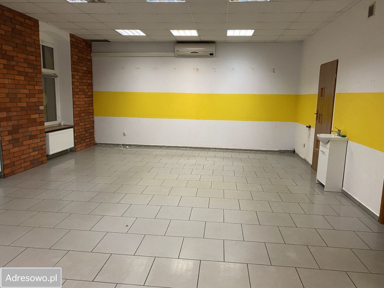 Lokal Nysa, ul. Marszałka Józefa Piłsudskiego. Zdjęcie 2