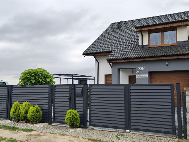 bliźniak, 4 pokoje Lubochnia, os. Sosnowe. Zdjęcie 1