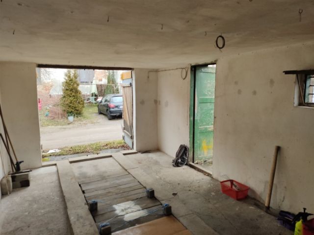 Garaż/miejsce parkingowe Świebodzice, ul. Wałbrzyska. Zdjęcie 1