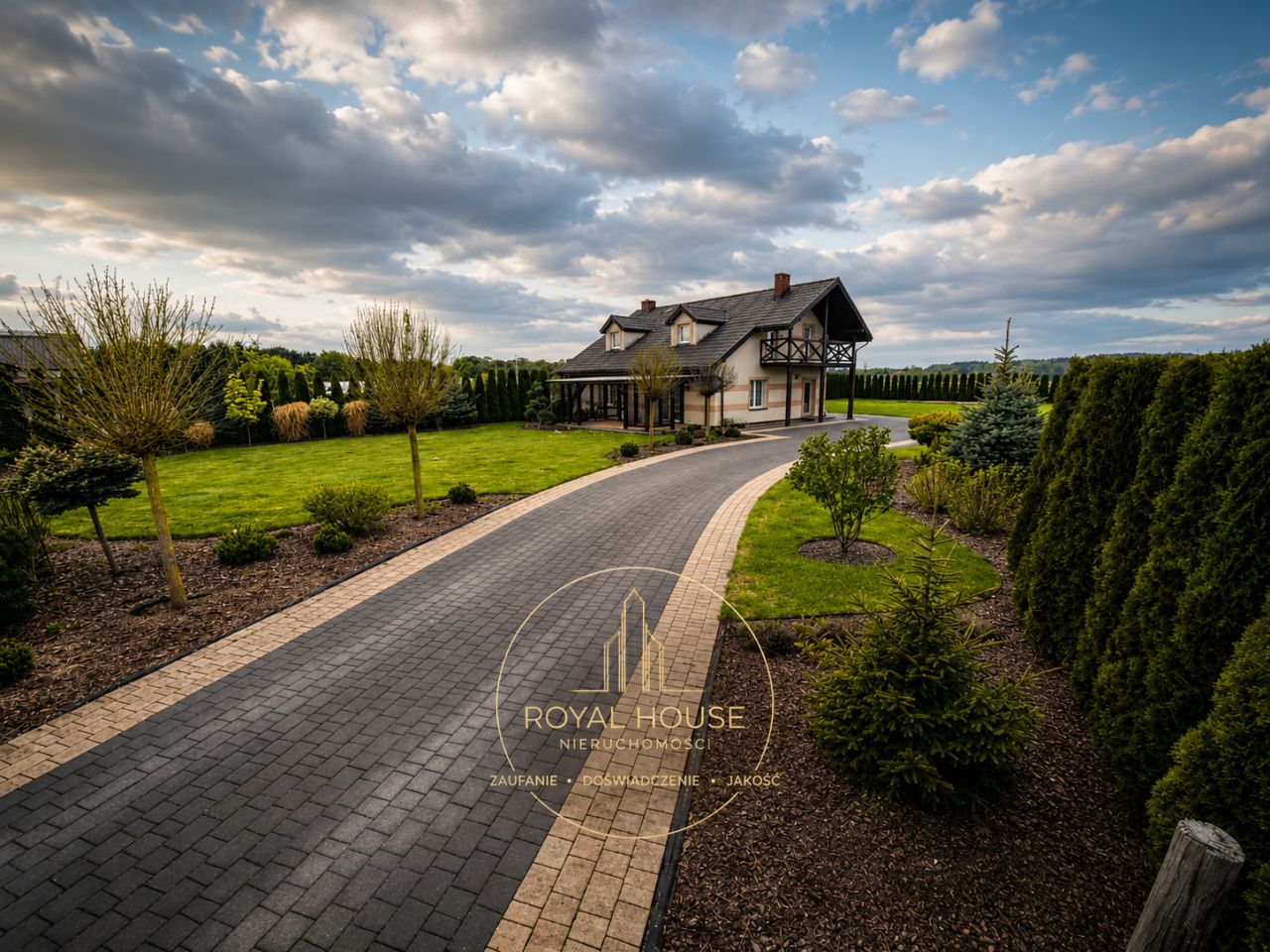 Żabia Wola Dom wolnostojący do zamieszkania - 120 m² - 2 pokoje