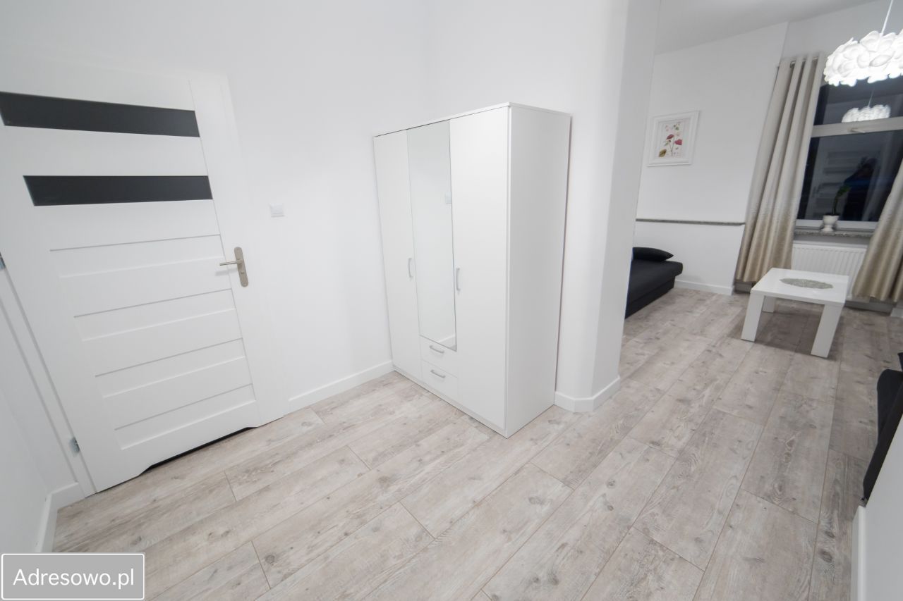 Mieszkanie 3-pokojowe Kłodzko, pl. Bolesława Chrobrego. Zdjęcie 8