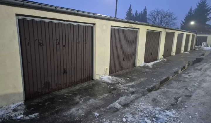 Garaż/miejsce parkingowe Pabianice Bugaj, ul. Smugowa