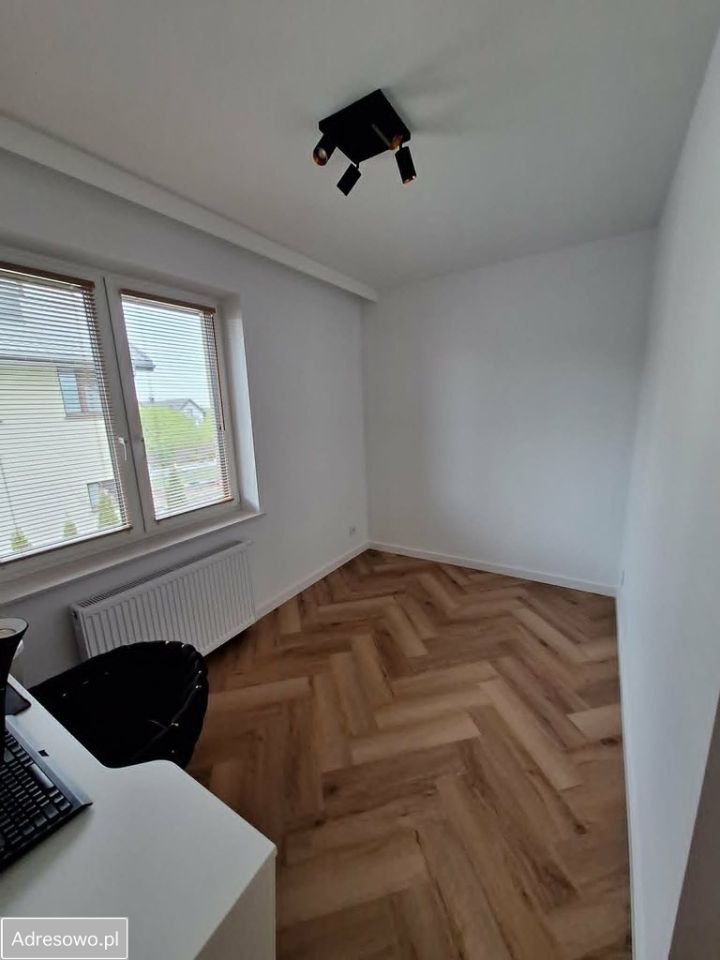 bliźniak, 4 pokoje Łajski. Zdjęcie 6