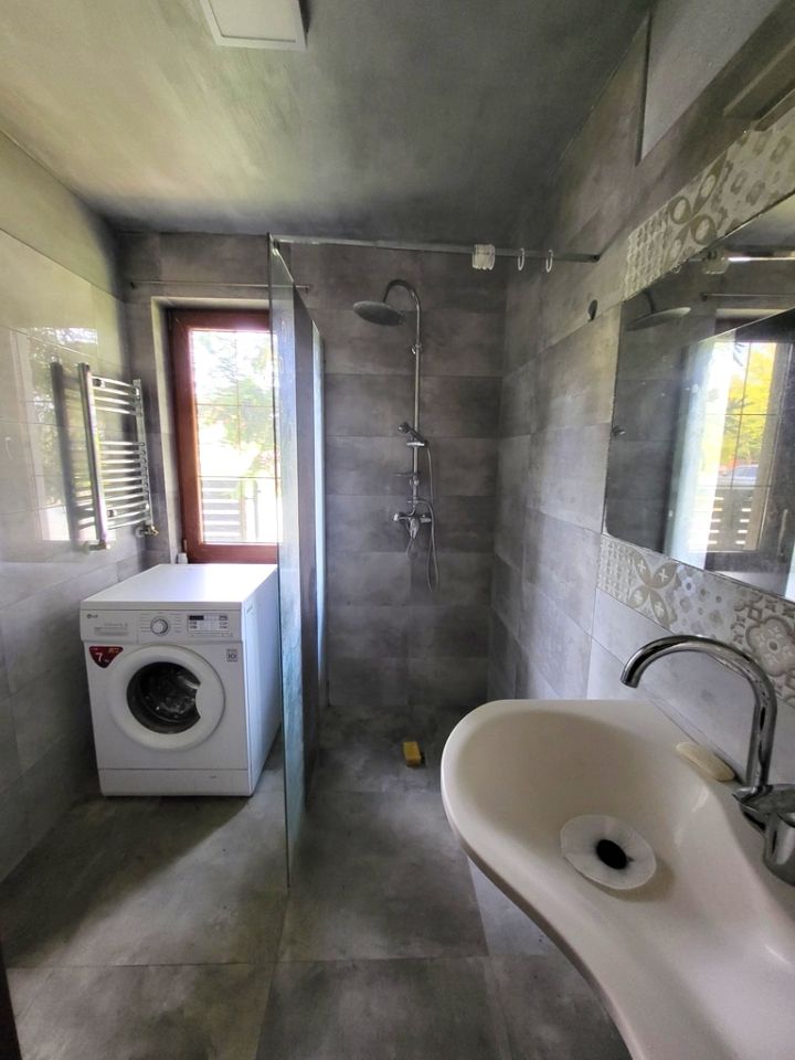 dom wolnostojący, 9 pokoi Czernica. Zdjęcie 10