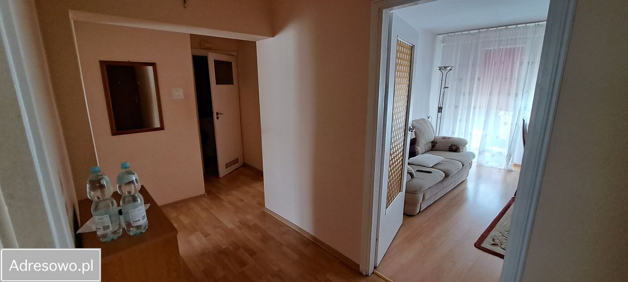 Mieszkanie 4-pokojowe Idzikowice. Zdjęcie 3